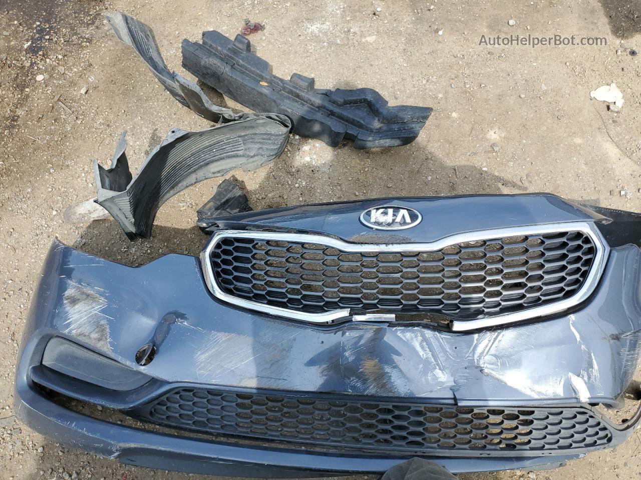 2016 Kia Forte Lx Серый vin: KNAFK4A69G5570989