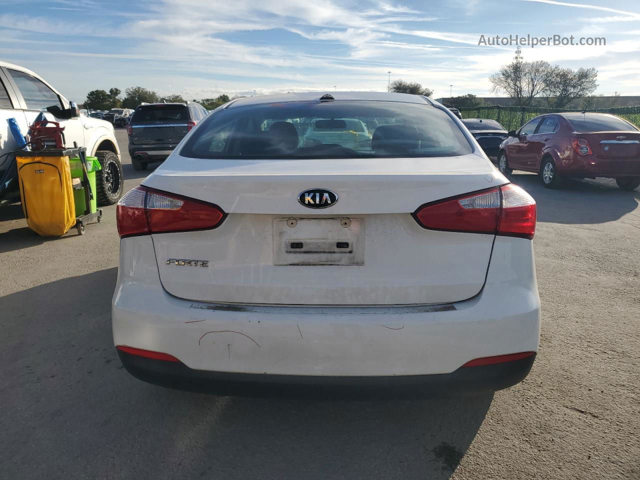 2016 Kia Forte Lx White vin: KNAFK4A69G5604610