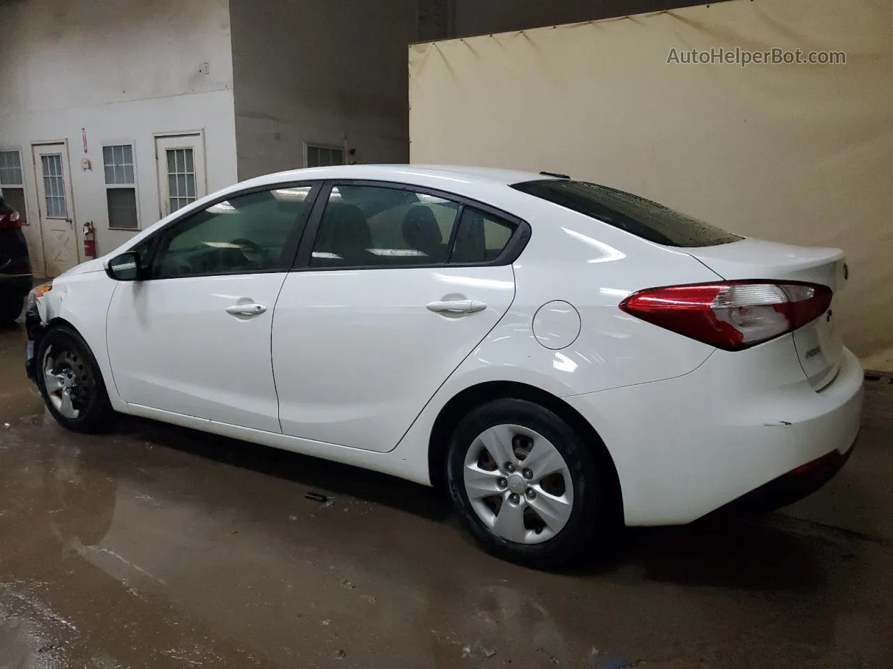 2016 Kia Forte Lx Белый vin: KNAFK4A6XG5616622