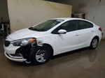 2016 Kia Forte Lx Белый vin: KNAFK4A6XG5616622