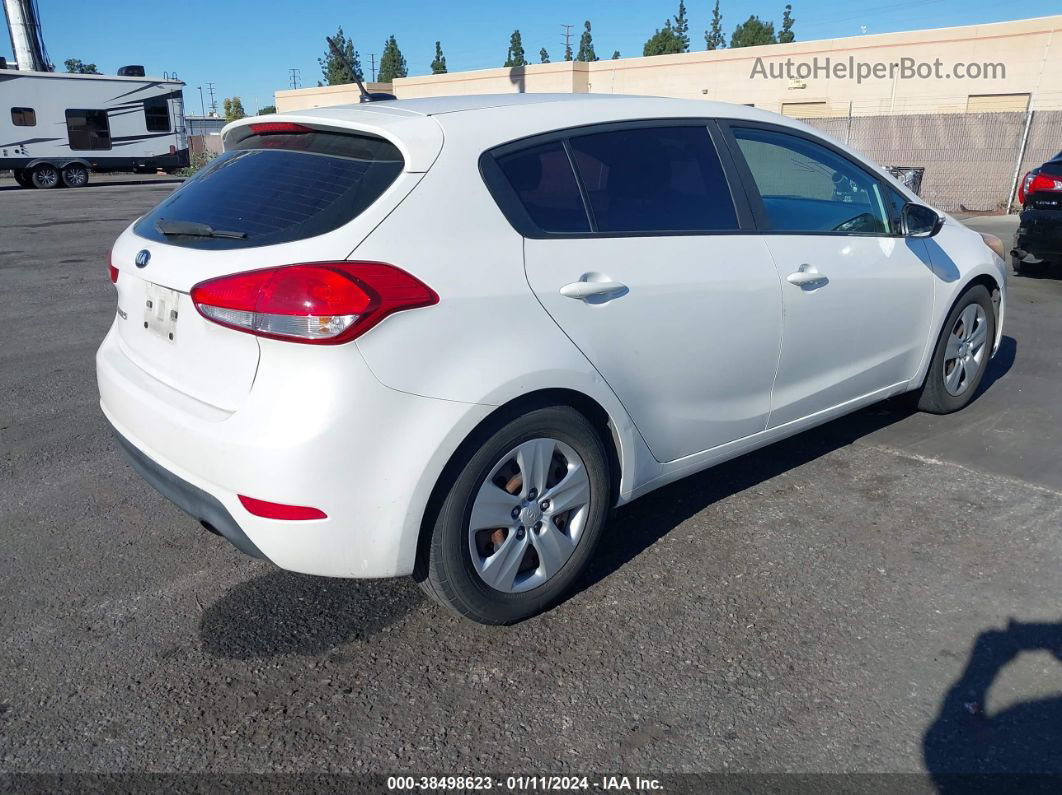 2016 Kia Forte Lx White vin: KNAFK5A80G5593343