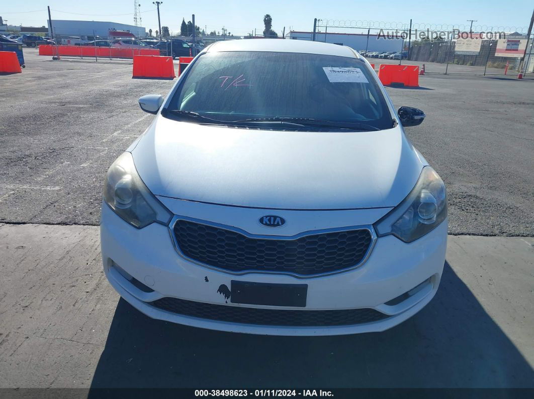 2016 Kia Forte Lx White vin: KNAFK5A80G5593343