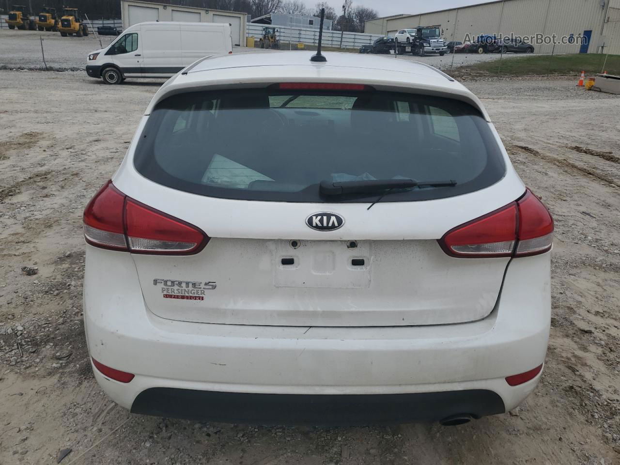 2016 Kia Forte Lx White vin: KNAFK5A81G5573585