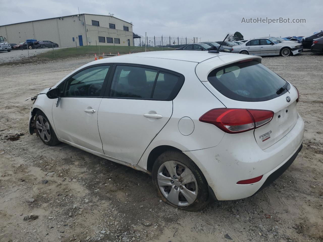 2016 Kia Forte Lx White vin: KNAFK5A81G5573585