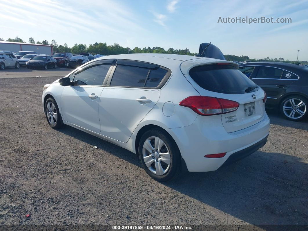 2016 Kia Forte Lx Белый vin: KNAFK5A84G5588761