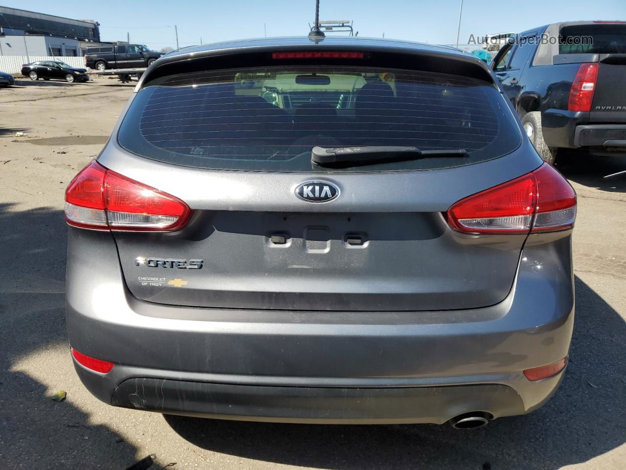 2016 Kia Forte Lx Серый vin: KNAFK5A85G5621850