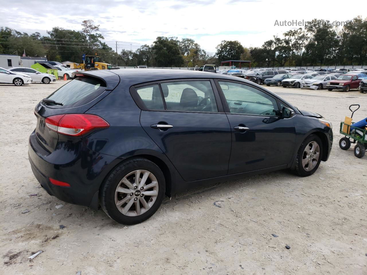 2017 Kia Forte Lx Blue vin: KNAFK5A86H5676535