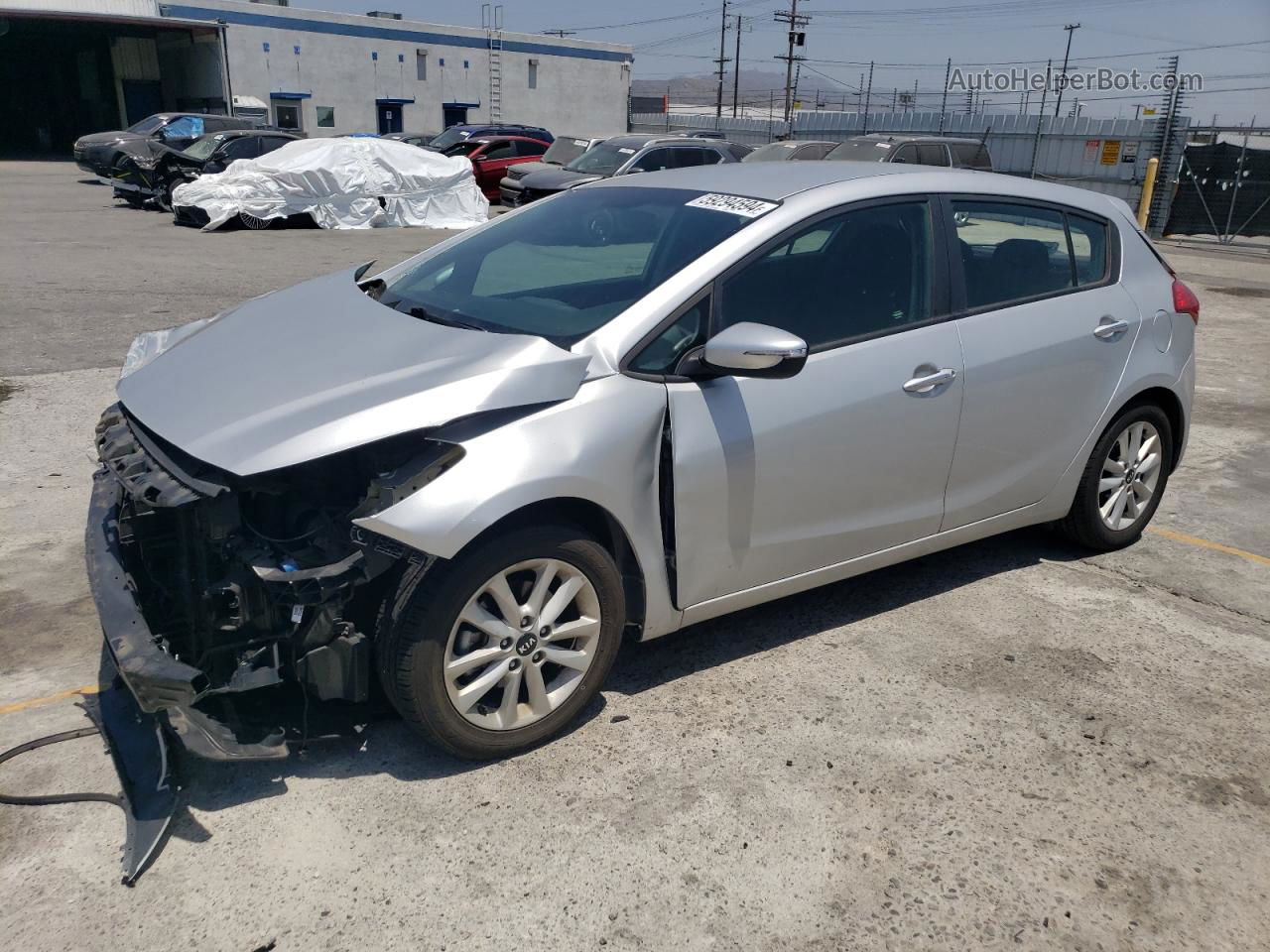 2017 Kia Forte Lx Silver vin: KNAFK5A87H5686863