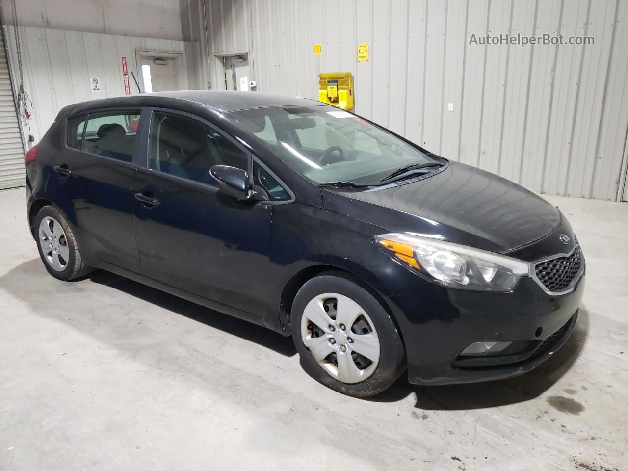 2016 Kia Forte Lx Черный vin: KNAFK5A89G5583832