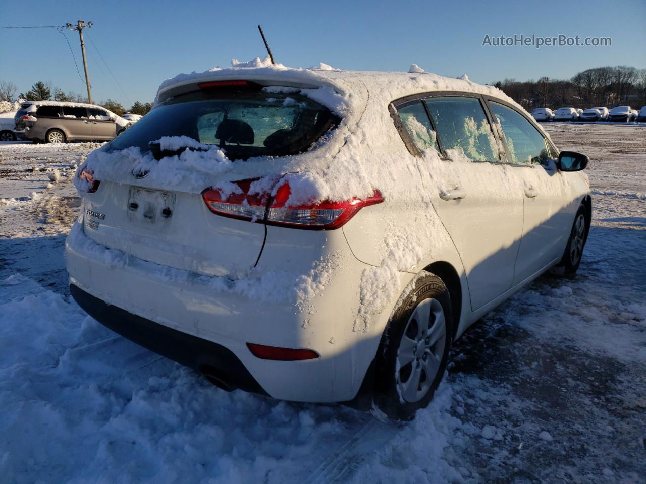 2017 Kia Forte Lx White vin: KNAFK5A89H5677856