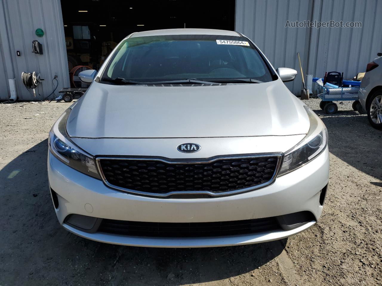 2017 Kia Forte Lx Silver vin: KNAFK5A8XH5701551