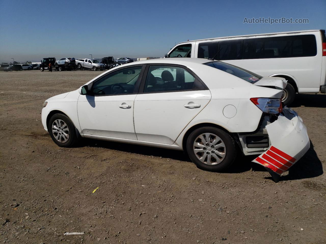 2012 Kia Forte Lx White vin: KNAFT4A2XC5506139