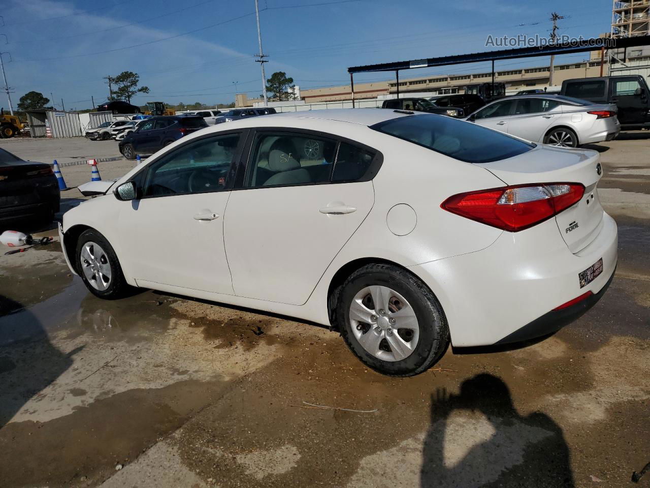 2016 Kia Forte Lx White vin: KNAFX4A62G5550973