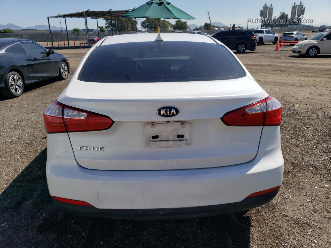 2016 Kia Forte Lx White vin: KNAFX4A62G5610962