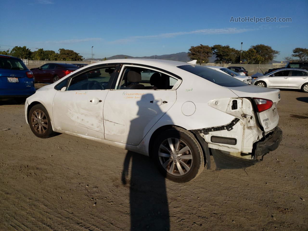 2016 Kia Forte Lx White vin: KNAFX4A63G5480660