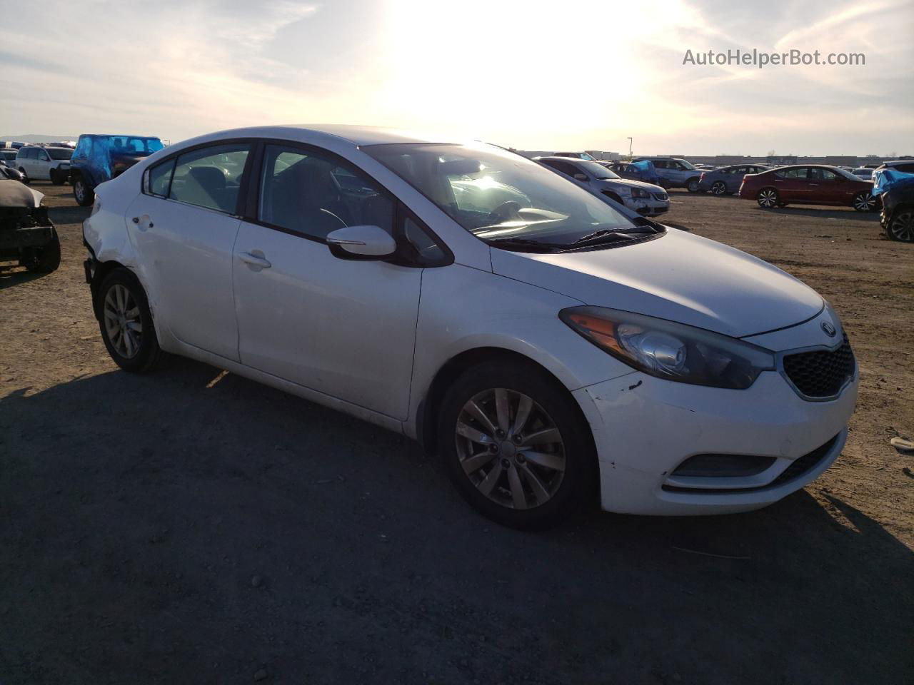 2016 Kia Forte Lx White vin: KNAFX4A63G5480660