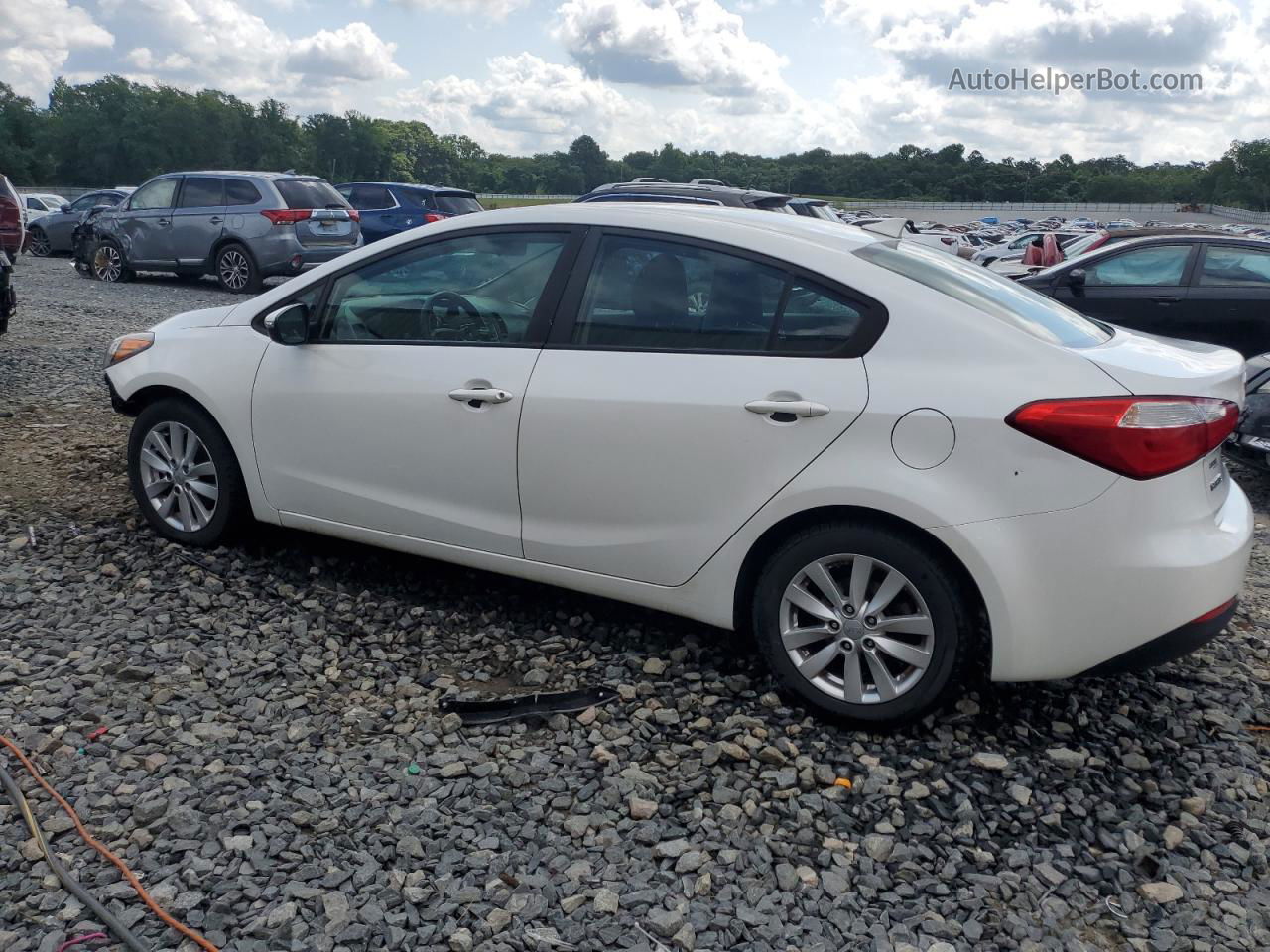 2016 Kia Forte Lx White vin: KNAFX4A63G5596618