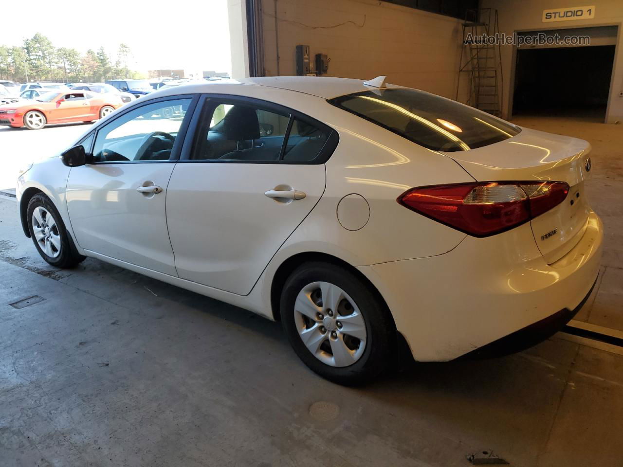 2016 Kia Forte Lx White vin: KNAFX4A64G5528828