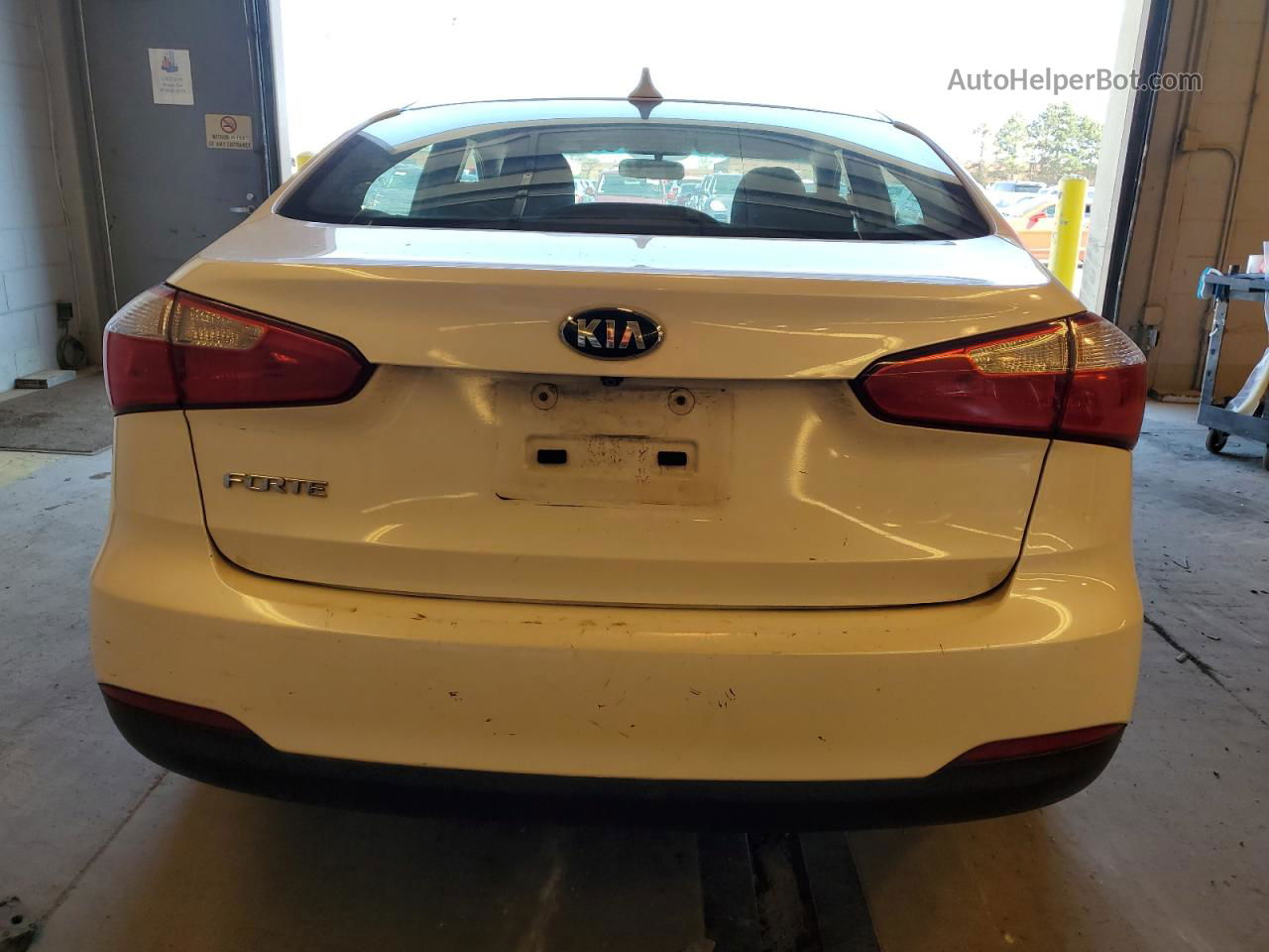 2016 Kia Forte Lx Белый vin: KNAFX4A64G5528828