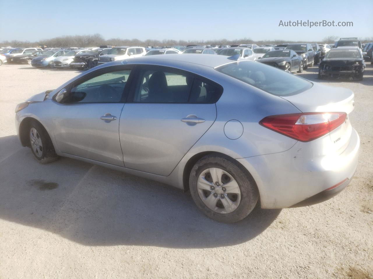 2016 Kia Forte Lx Серебряный vin: KNAFX4A64G5537917