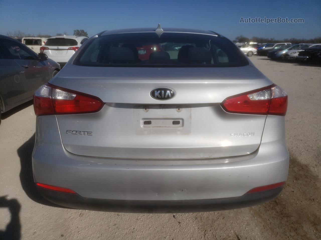 2016 Kia Forte Lx Серебряный vin: KNAFX4A64G5537917