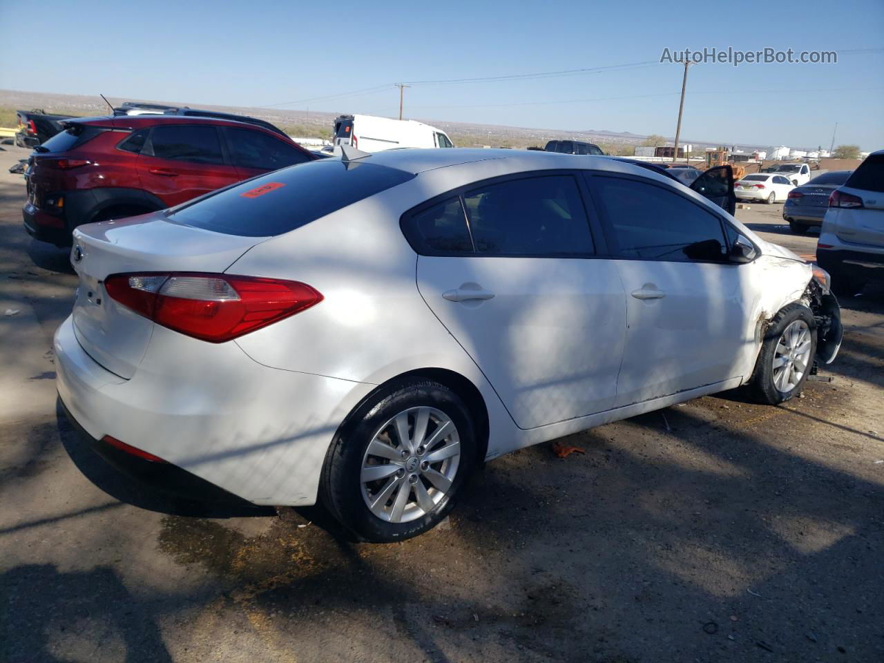 2016 Kia Forte Lx White vin: KNAFX4A65G5453749