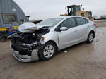 2016 Kia Forte Lx Серебряный vin: KNAFX4A65G5522696