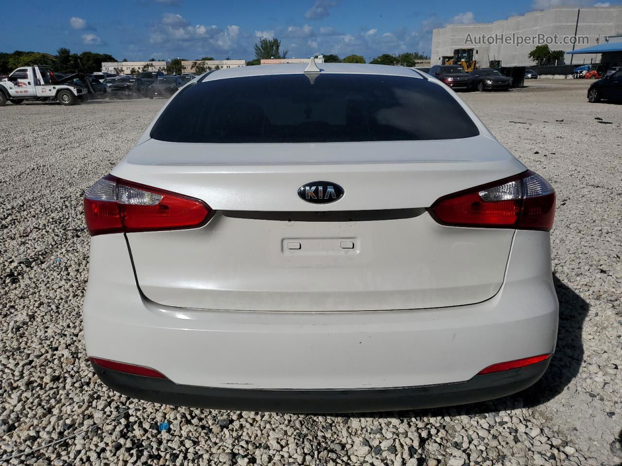 2016 Kia Forte Lx White vin: KNAFX4A65G5551017