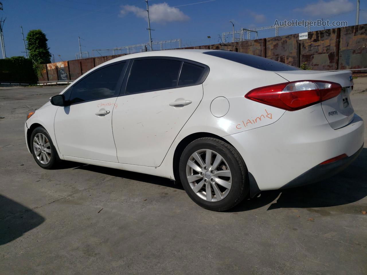 2016 Kia Forte Lx Белый vin: KNAFX4A66G5544836