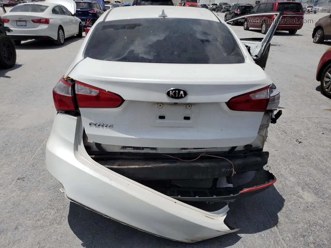 2016 Kia Forte Lx White vin: KNAFX4A67G5440937