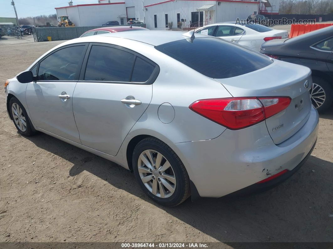 2016 Kia Forte Lx Серебряный vin: KNAFX4A67G5476918