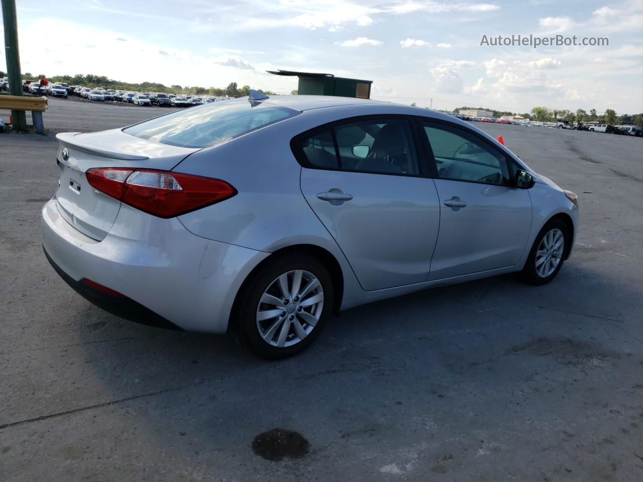 2016 Kia Forte Lx Серебряный vin: KNAFX4A67G5502787