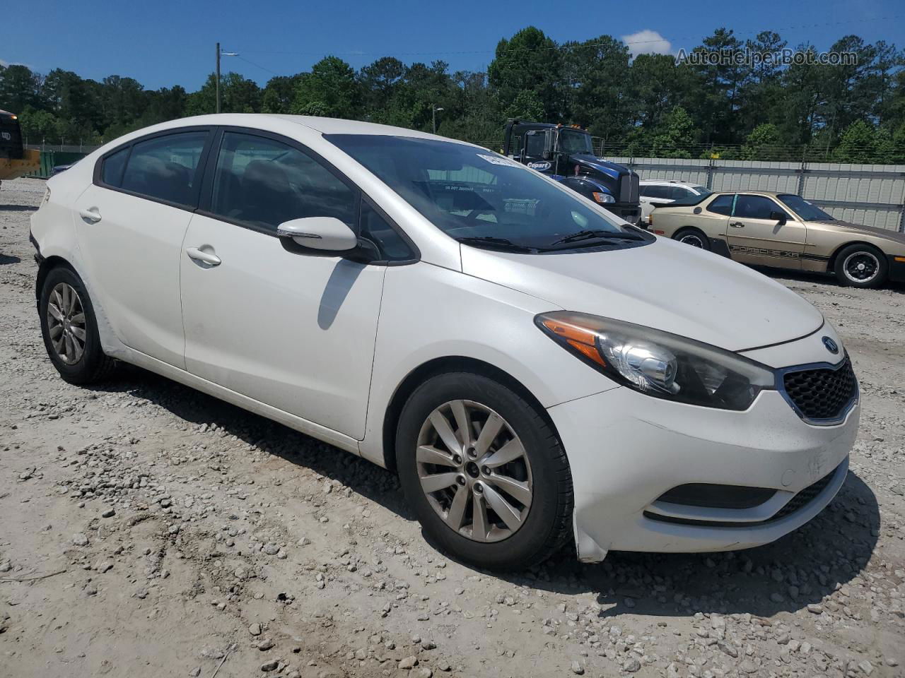 2016 Kia Forte Lx White vin: KNAFX4A6XG5440043