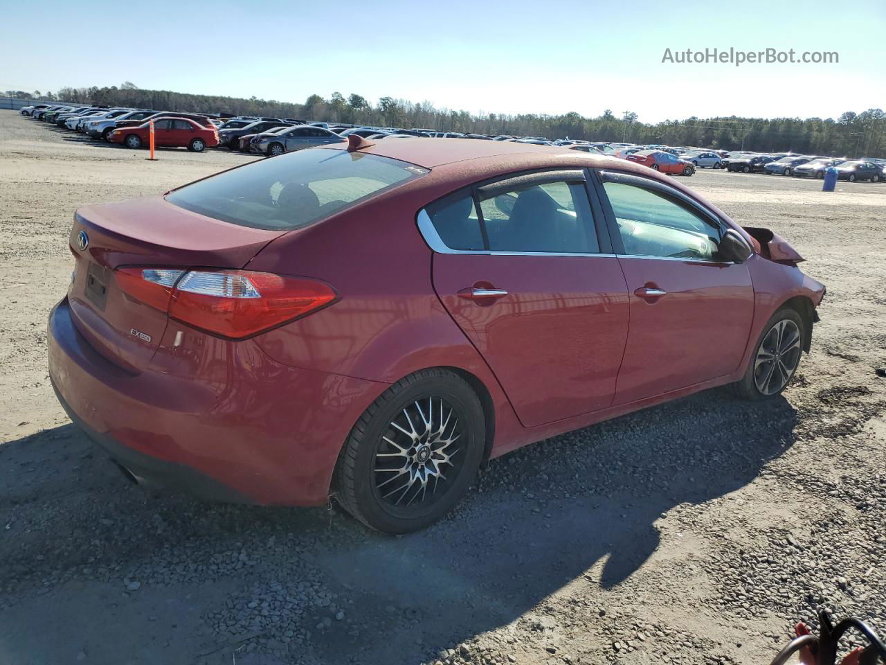 2016 Kia Forte Ex Red vin: KNAFX4A86G5485661