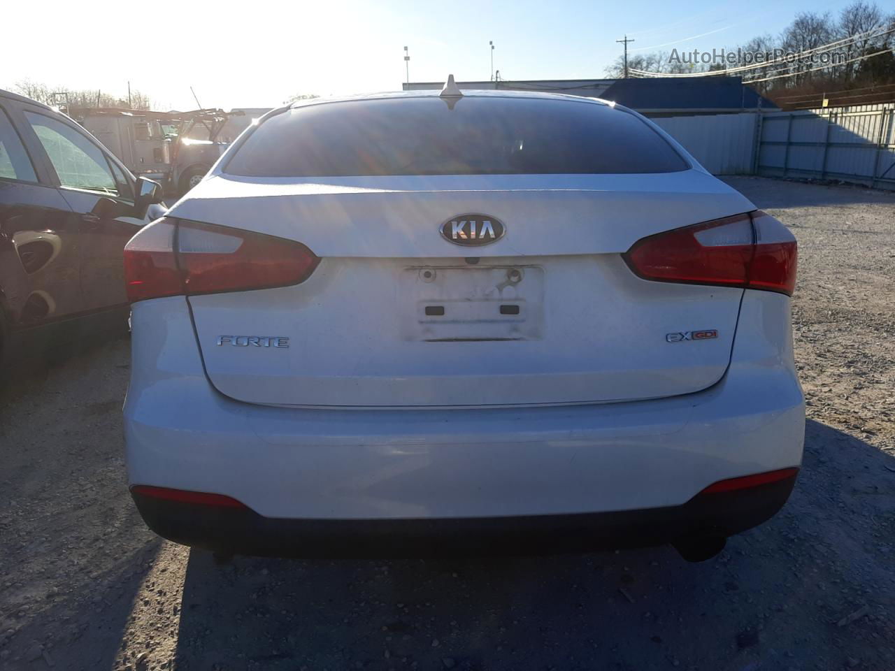 2016 Kia Forte Ex White vin: KNAFX4A87G5522359