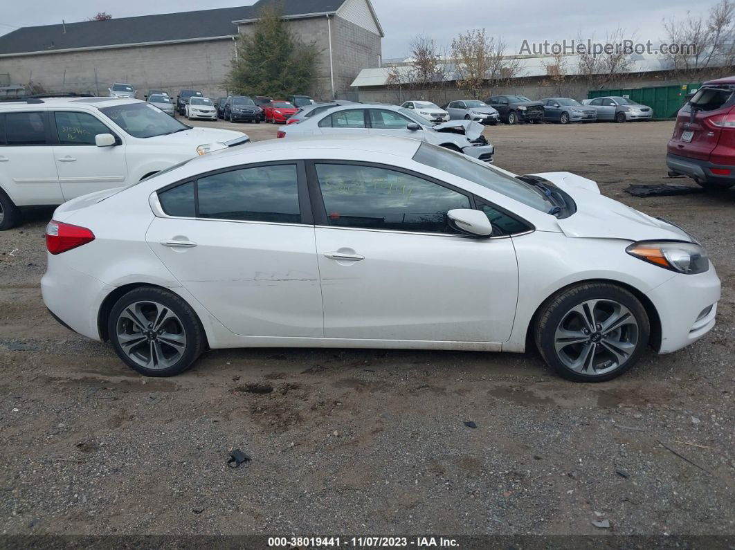 2016 Kia Forte Ex Белый vin: KNAFX4A89G5574642