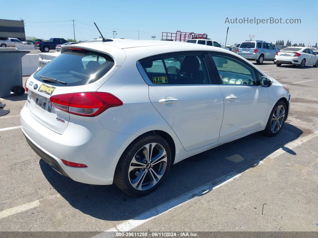 2016 Kia Forte Ex Белый vin: KNAFX5A80G5601250