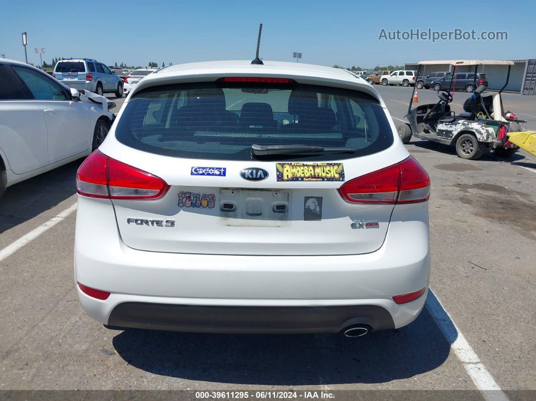 2016 Kia Forte Ex White vin: KNAFX5A80G5601250