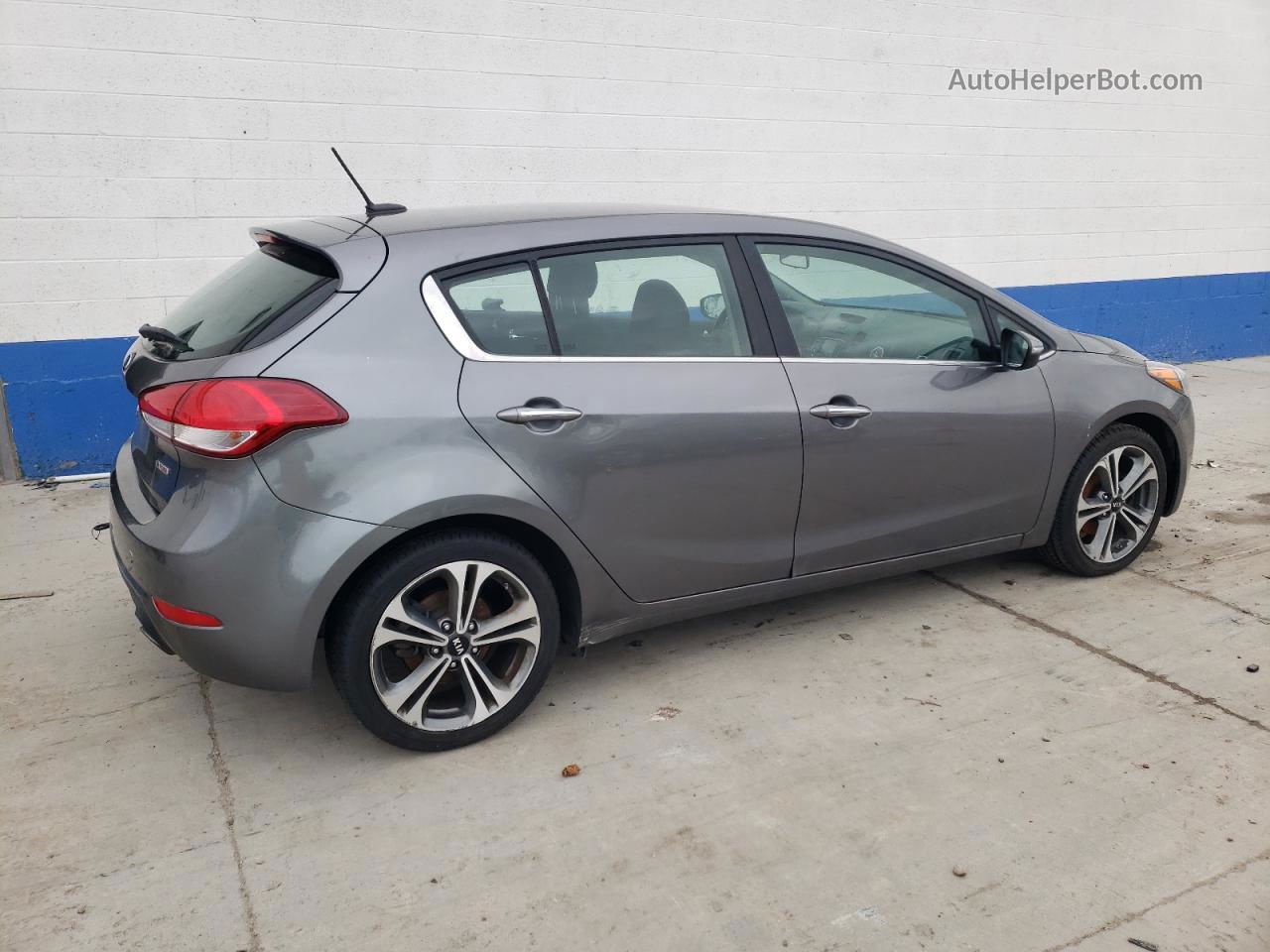 2016 Kia Forte Ex Gray vin: KNAFX5A84G5603826