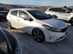 2017 Kia Forte Ex White vin: KNAFX5A85H5673790