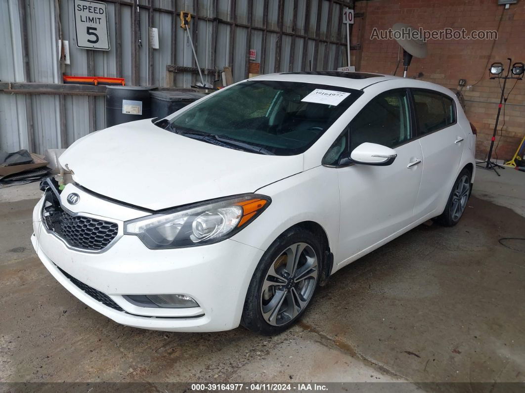 2016 Kia Forte Ex Белый vin: KNAFX5A86G5529213