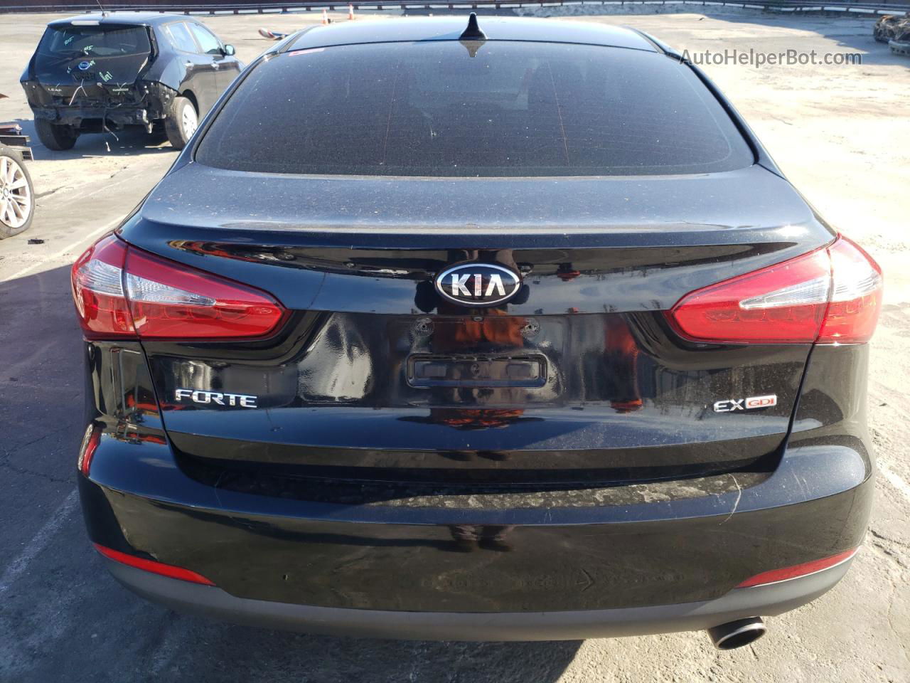 2016 Kia Forte Ex Black vin: KNAFZ4A83G5554882