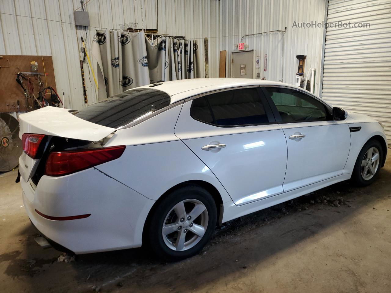 2015 Kia Optima Lx White vin: KNAGM4A71F5566716