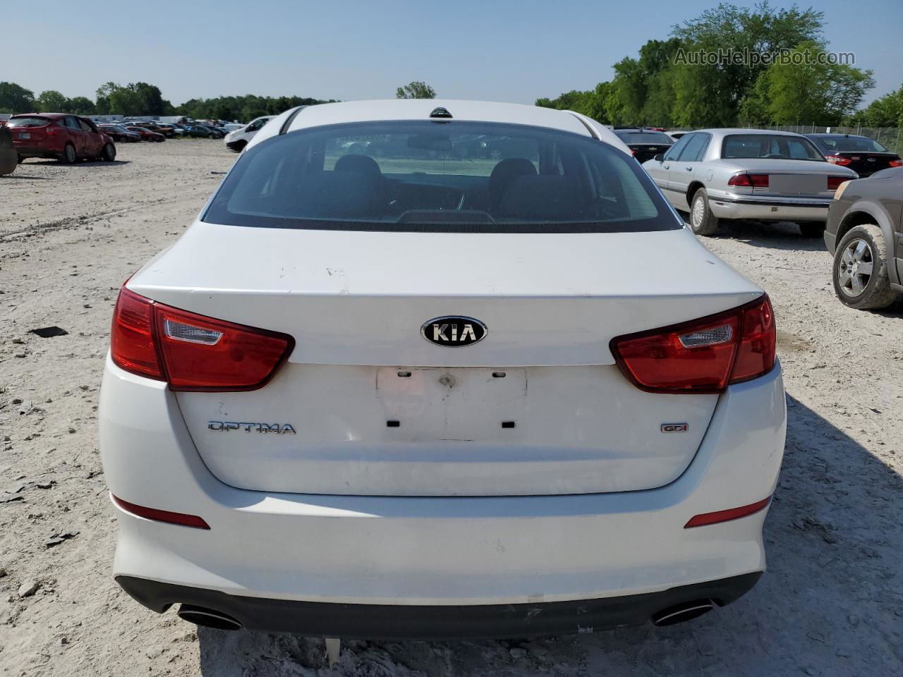 2015 Kia Optima Lx White vin: KNAGM4A74F5626147