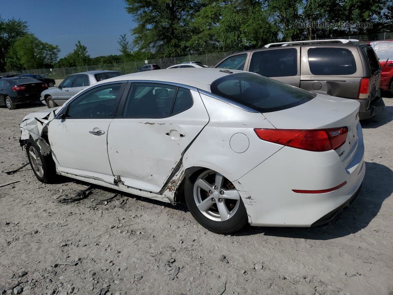 2015 Kia Optima Lx White vin: KNAGM4A74F5626147