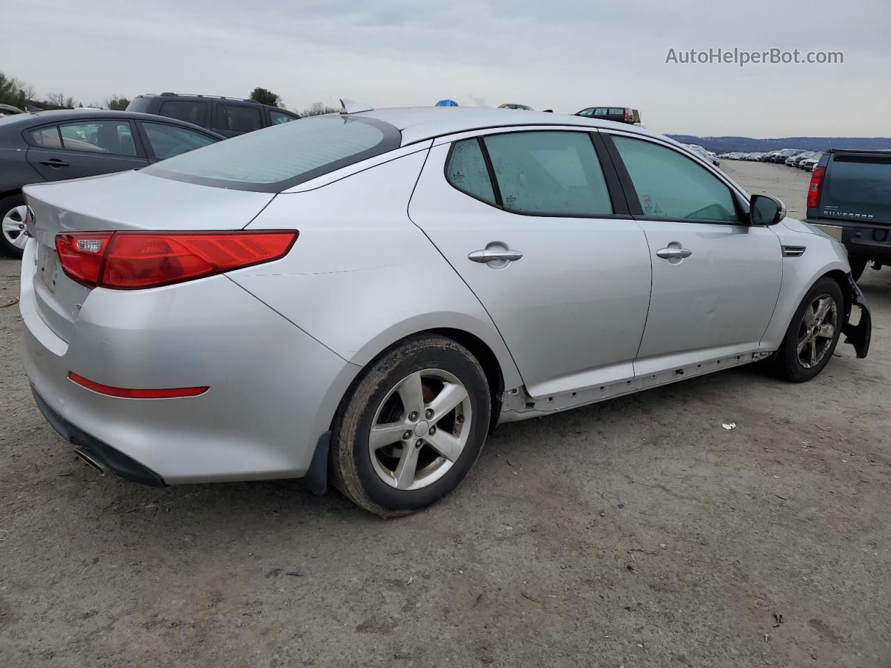 2014 Kia Optima Lx Серебряный vin: KNAGM4A75E5479349