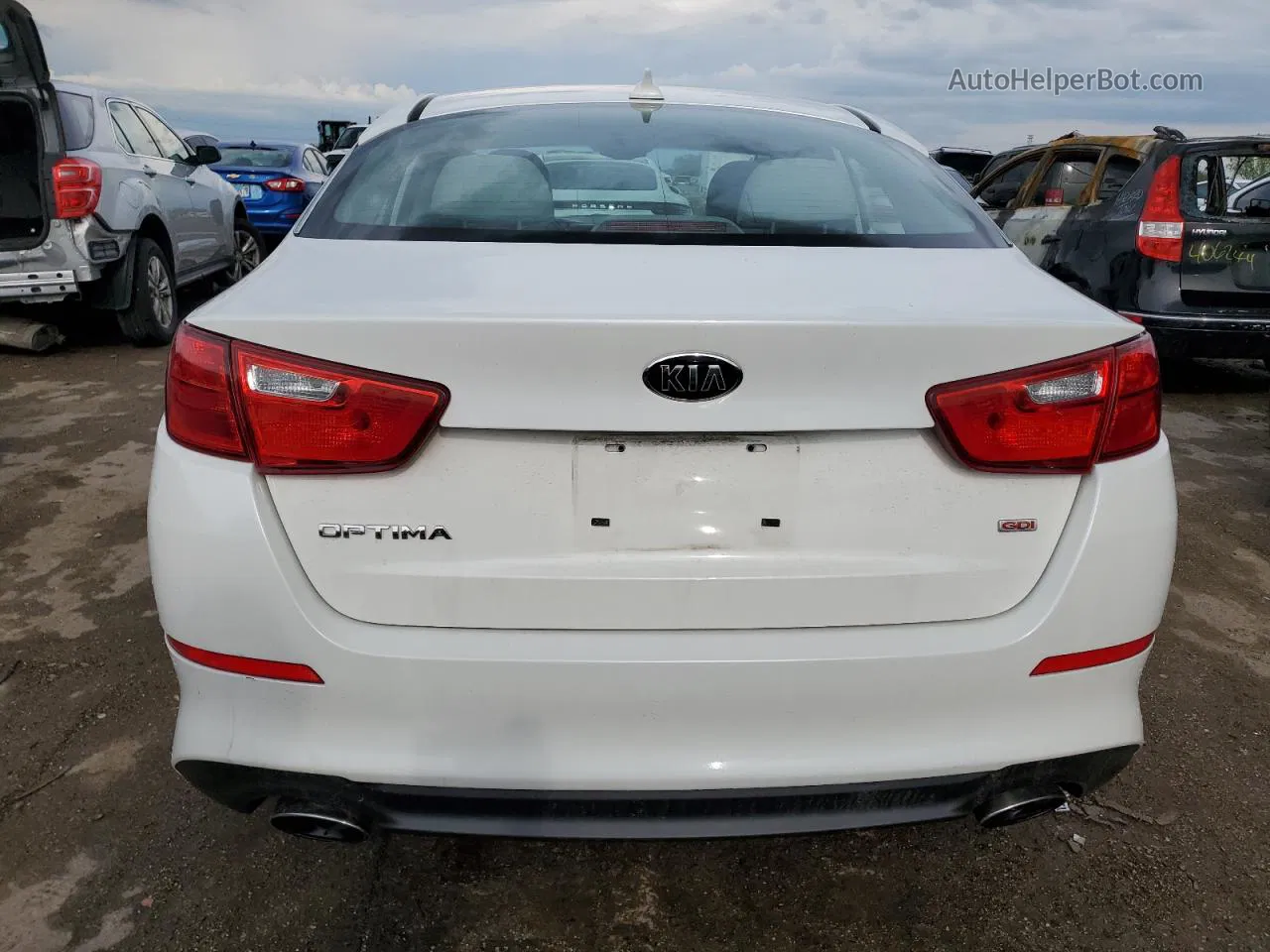 2015 Kia Optima Lx White vin: KNAGM4A75F5665099