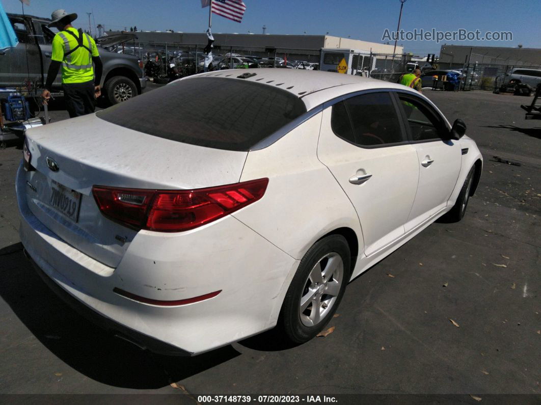 2015 Kia Optima Lx Белый vin: KNAGM4A75F5665135