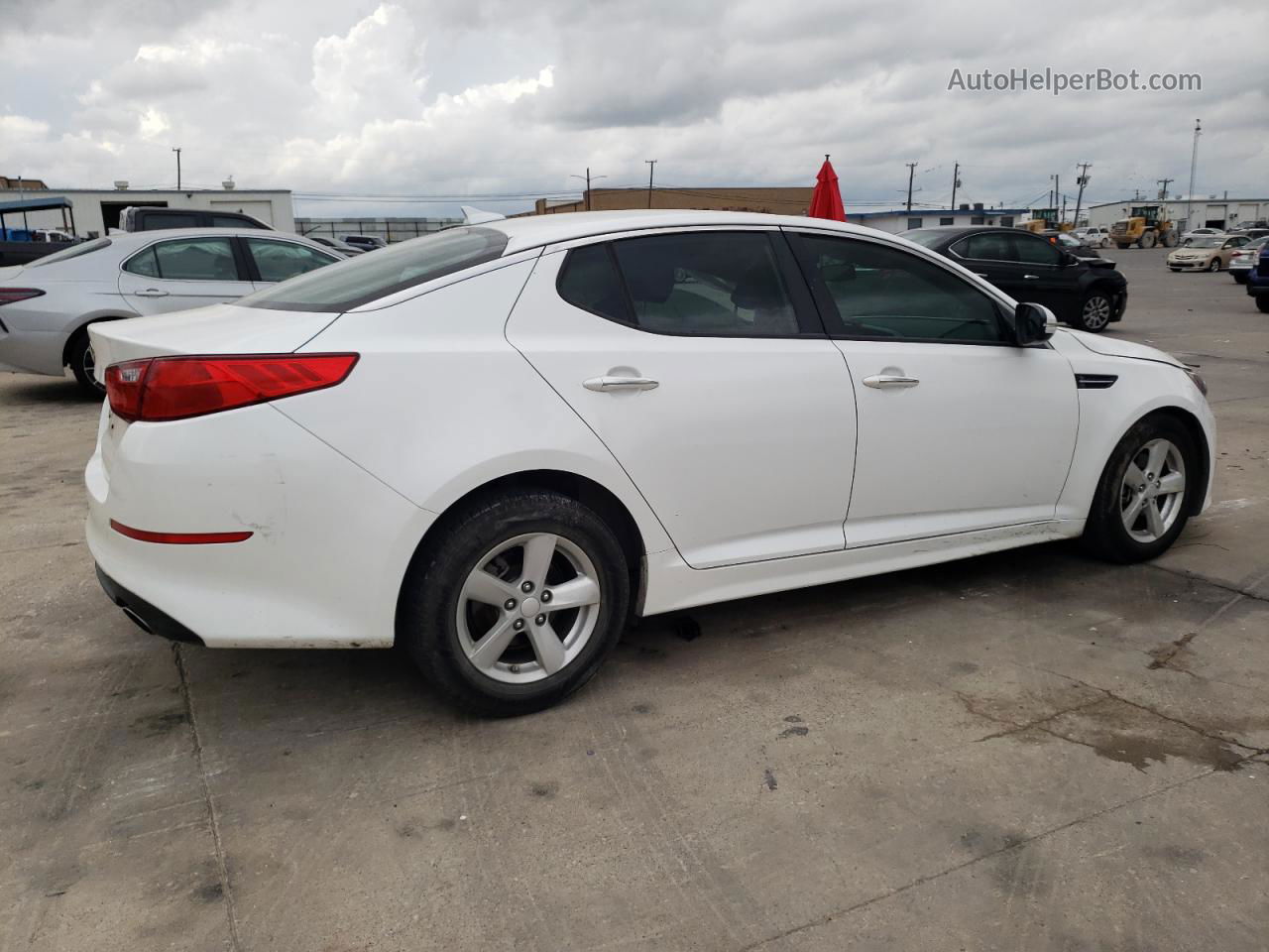 2015 Kia Optima Lx White vin: KNAGM4A77F5580314