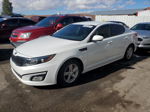 2015 Kia Optima Lx Белый vin: KNAGM4A77F5653780